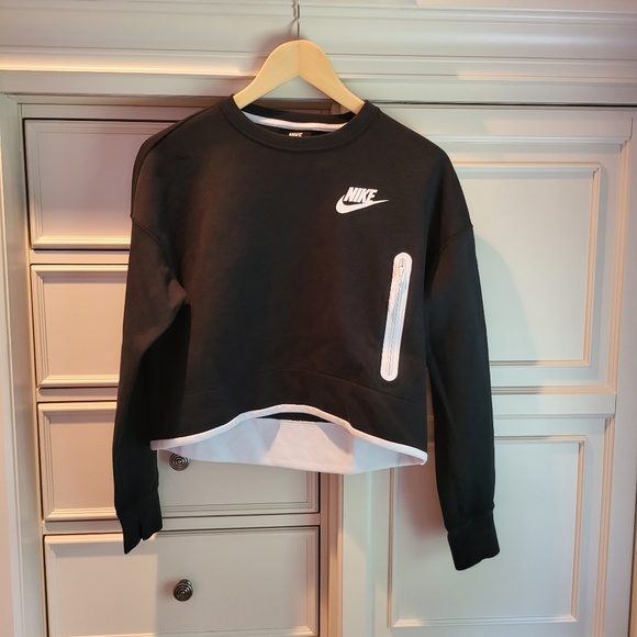 Nike Tops - Nike Tech Sportswear Crop Fleece Pullover Sweatshirt Womens Size S Black